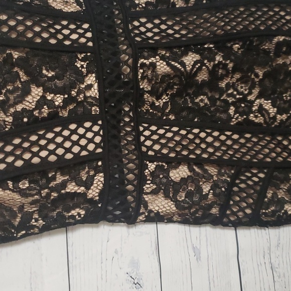 Chelsea From Honey boutique dress - Picture 4 of 8